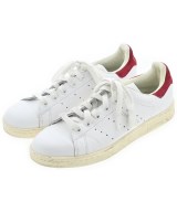 adidas スニーカー