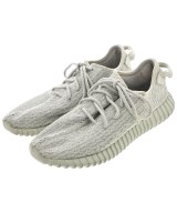 adidas スニーカー