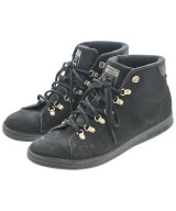 adidas スニーカー