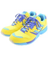 adidas スニーカー