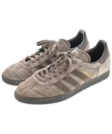 adidas スニーカー