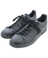 adidas スニーカー