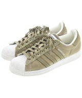 adidas スニーカー