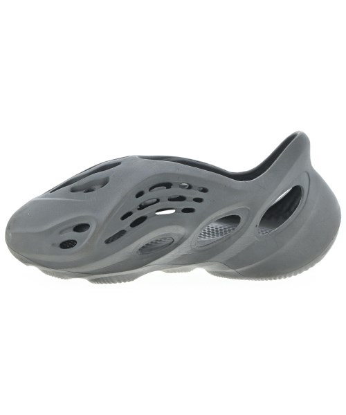 adidas（アディダス）スニーカー グレー サイズ:UK9(27cm位) メンズ/2200610451089