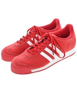 adidas スニーカー