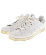 adidas スニーカー