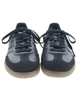 adidas（アディダス）スニーカー 黒 サイズ:22.5cm レディース/2200611542229