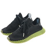 adidas スニーカー