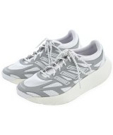 adidas スニーカー