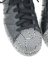 adidas（アディダス）スニーカー 黒 サイズ:25cm レディース/2200619961046