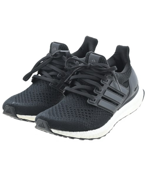 adidas スニーカー