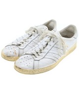 adidas スニーカー