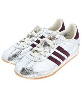 adidas スニーカー