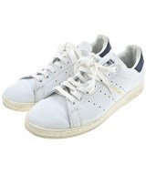 adidas スニーカー
