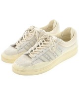 adidas スニーカー
