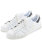 adidas スニーカー