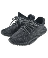 adidas スニーカー