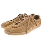 adidas スニーカー