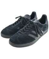 adidas スニーカー