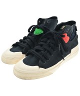 adidas スニーカー