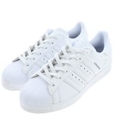 adidas スニーカー