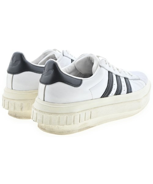 adidas（アディダス）スニーカー 白 サイズ:25cm レディース/2200665158124