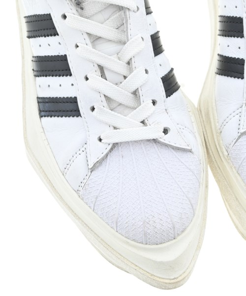 adidas（アディダス）スニーカー 白 サイズ:25cm レディース/2200665158124