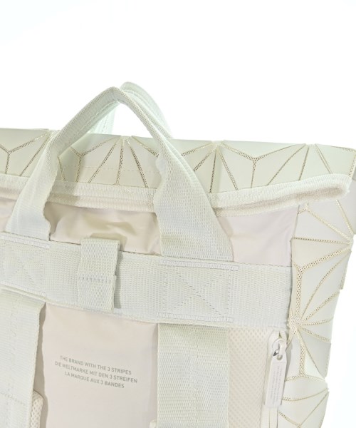 adidas（アディダス）バックパック・リュック 白 サイズ:- レディース/2200672186080