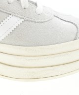 adidas（アディダス）スニーカー グレー サイズ:22.5cm レディース/2200675920070