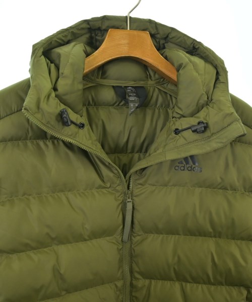 adidas（アディダス）ダウンジャケット/ダウンベスト カーキ サイズ:M メンズ/2200677502014