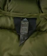 adidas（アディダス）ダウンジャケット/ダウンベスト カーキ サイズ:M メンズ/2200677502014