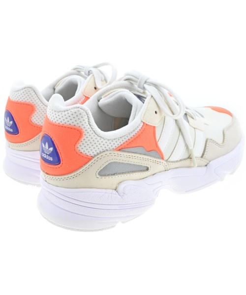 adidas（アディダス）スニーカー ベージュ サイズ:26cm メンズ/2200680600158