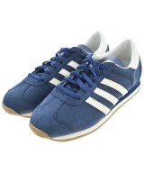 adidas スニーカー