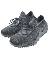 adidas スニーカー