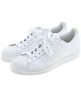 adidas スニーカー