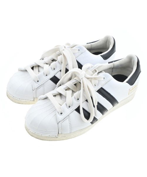 adidas(アディダス)スニーカー 白 サイズ:22.5cm/2200688018108