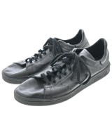 adidas スニーカー