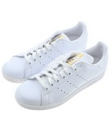 adidas スニーカー