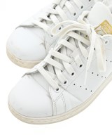adidas（アディダス）スニーカー 白 サイズ:24cm レディース/2200698996083