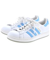 adidas スニーカー