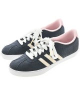 adidas スニーカー