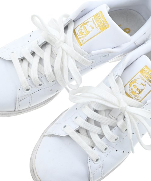 adidas（アディダス）スニーカー 白 サイズ:25cm レディース/2200640745073