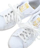 adidas（アディダス）スニーカー 白 サイズ:25cm レディース/2200640745073