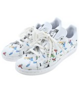 adidas スニーカー