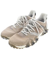 adidas スニーカー