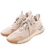 adidas スニーカー