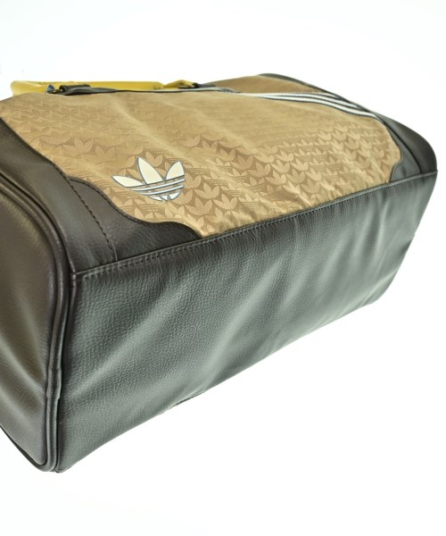 adidas（アディダス）ボストンバッグ ベージュ サイズ:- メンズ/2200713932041