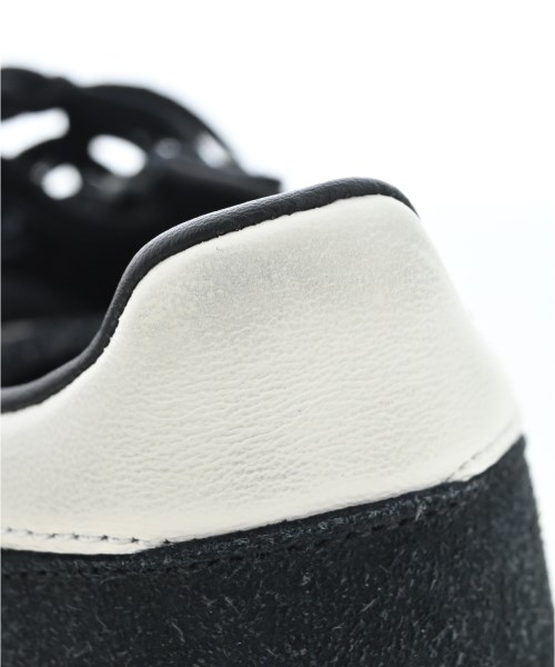 adidas（アディダス）スニーカー 黒 サイズ:22.5cm レディース/2200714086118