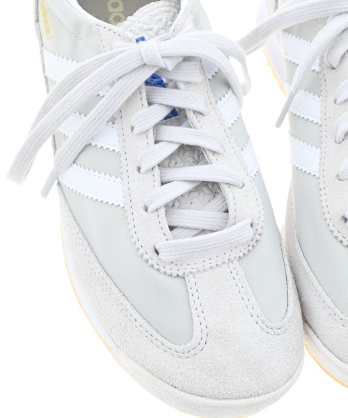 adidas（アディダス）スニーカー 白 サイズ:24cm レディース/2200712218344