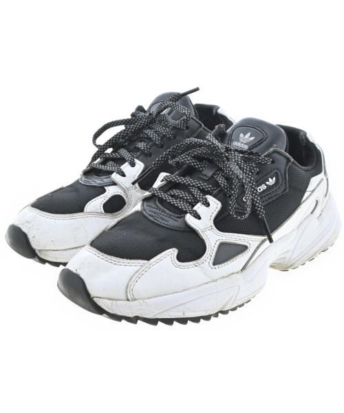 adidas(アディダス)のスニーカー サイズ:23.5cm 2,400円